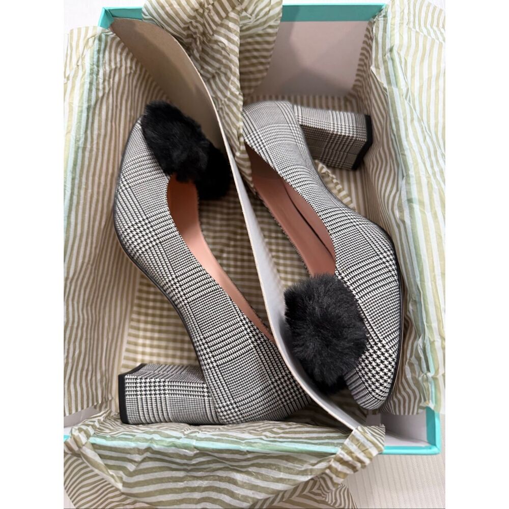 Kate Spade New York Women’s Carine Black White Pom Pom Heels Pumps Size 7 M - Picture 2 of 13